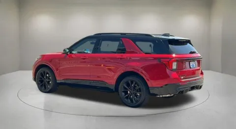 More photos of 2025 Ford Explorer Platinum at Fiesta Ford, Inc., CA