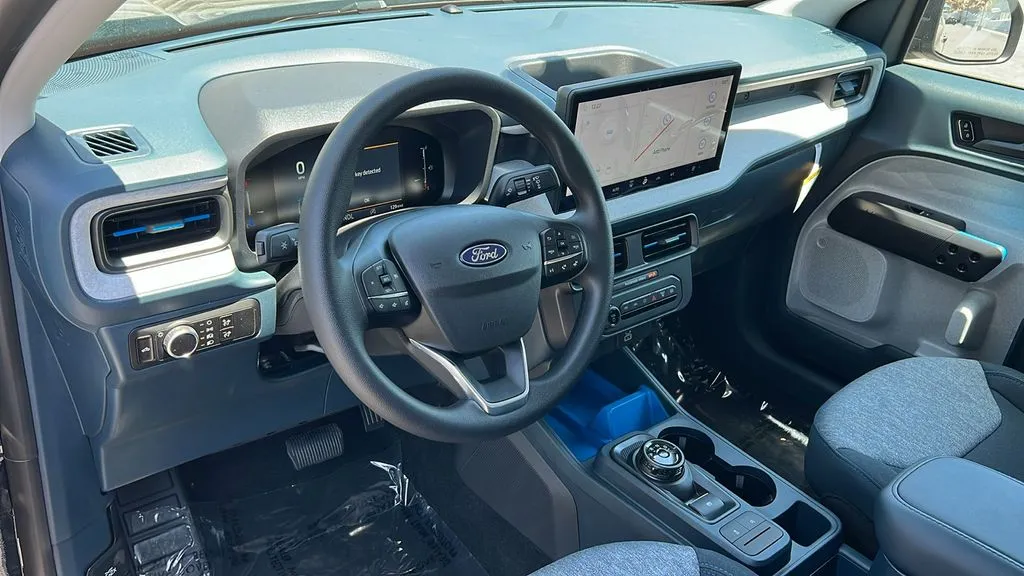 Ford Maverick photo 11