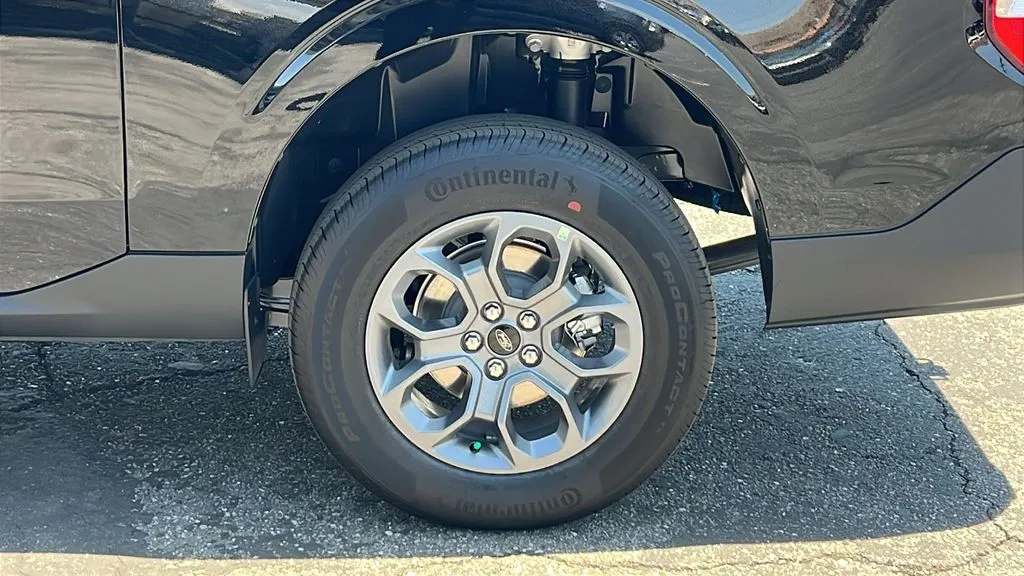 Ford Maverick photo 6