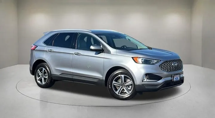 Silver 2023 Ford Edge SEL for sale in Indio, CA