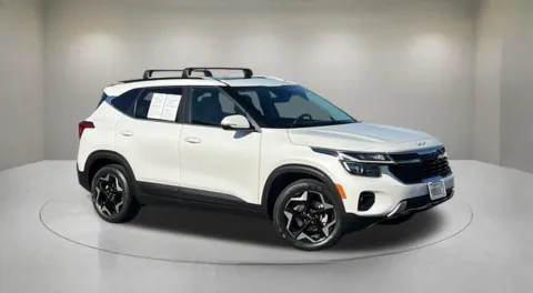 White 2025 Kia Seltos EX for sale in Indio, CA