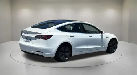 More photos of 2020 Tesla Model 3 Standard Range Plus at Fiesta Ford, Inc., CA