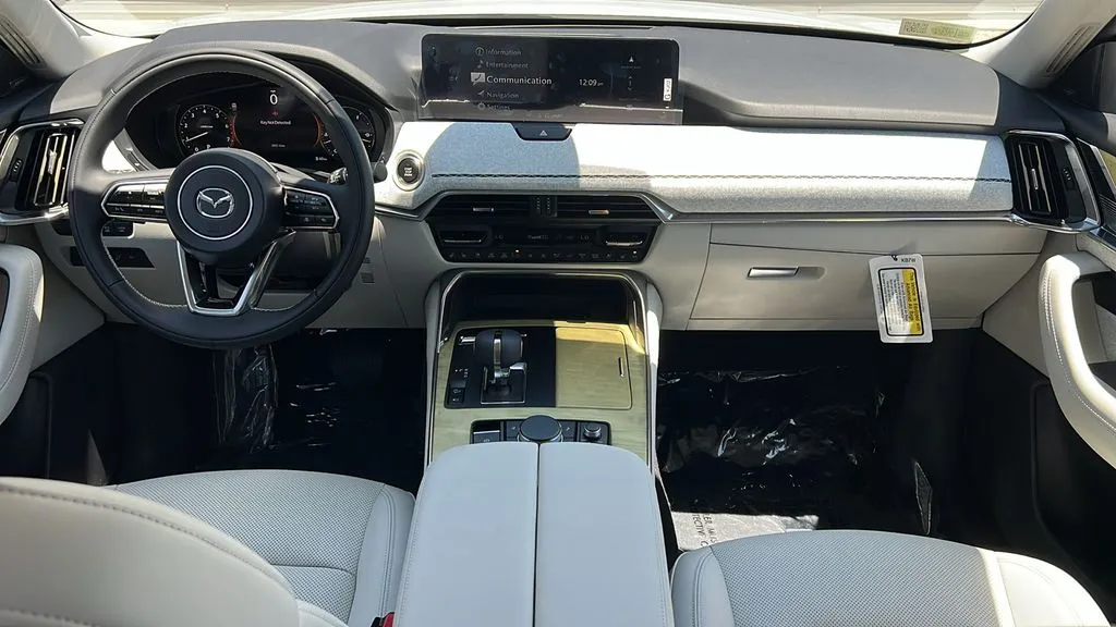 Mazda CX-90 photo 9