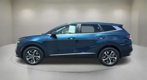 More photos of 2025 Kia Sportage Hybrid EX at Fiesta Ford, Inc., CA