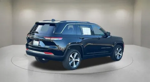 More photos of 2023 Jeep Grand Cherokee Limited at Fiesta Ford, Inc., CA