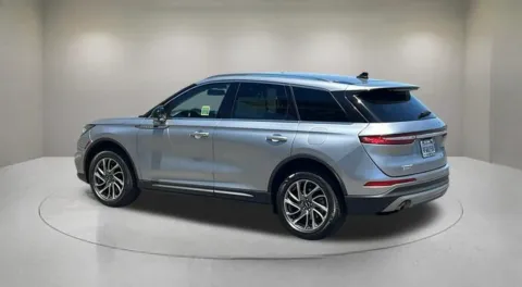 More photos of 2022 Lincoln Corsair Standard at Fiesta Ford, Inc., CA