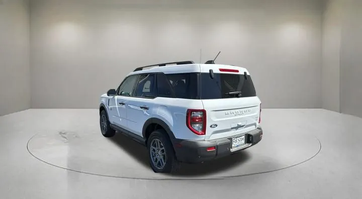 Ford Bronco Sport photo 2