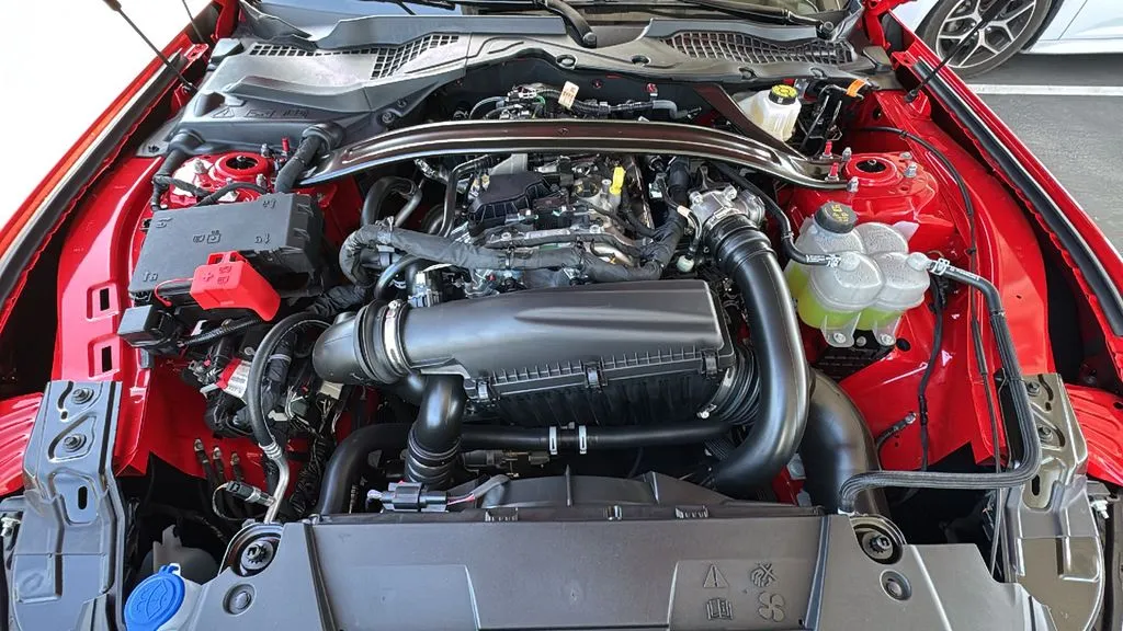 Ford Mustang photo 16