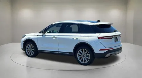 More photos of 2022 Lincoln Corsair Standard at Fiesta Ford, Inc., CA