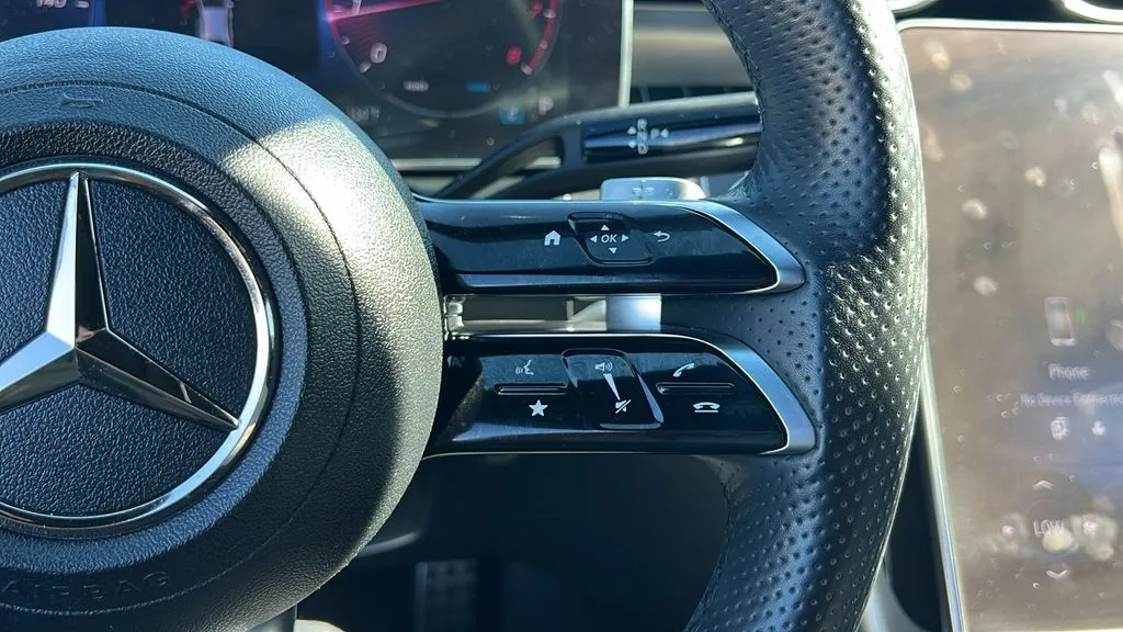 Mercedes-Benz C-Class photo 19