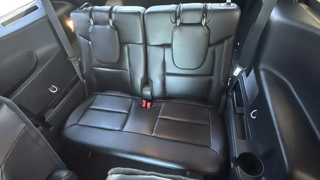 Ford Explorer photo 24