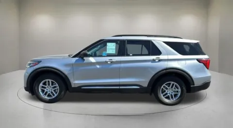 More photos of 2025 Ford Explorer Active at Fiesta Ford, Inc., CA