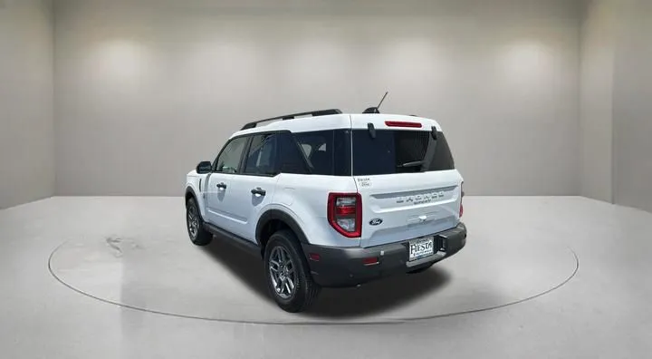Ford Bronco Sport photo 2