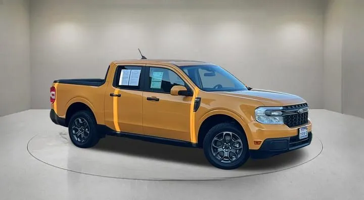 Orange 2022 Ford Maverick XLT for sale in Indio, CA