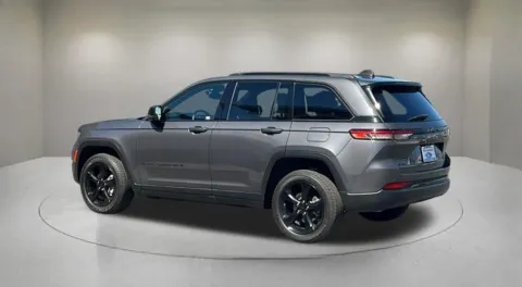 More photos of 2023 Jeep Grand Cherokee Altitude X at Fiesta Ford, Inc., CA