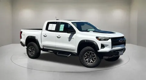 White 2025 Chevrolet Colorado ZR2 for sale in Indio, CA