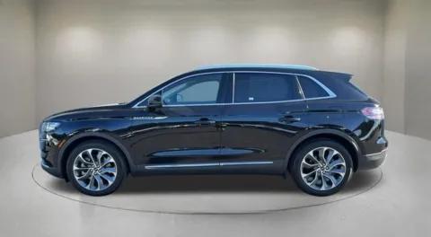 More photos of 2023 Lincoln Nautilus Reserve at Fiesta Ford, Inc., CA