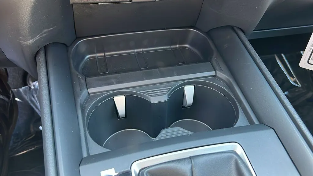 Mazda CX-50 photo 18