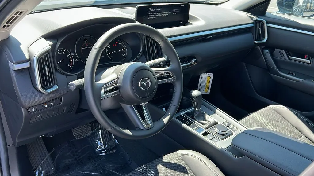 Mazda CX-50 photo 12