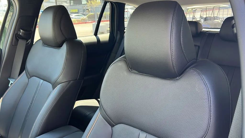 Mazda CX-50 photo 15