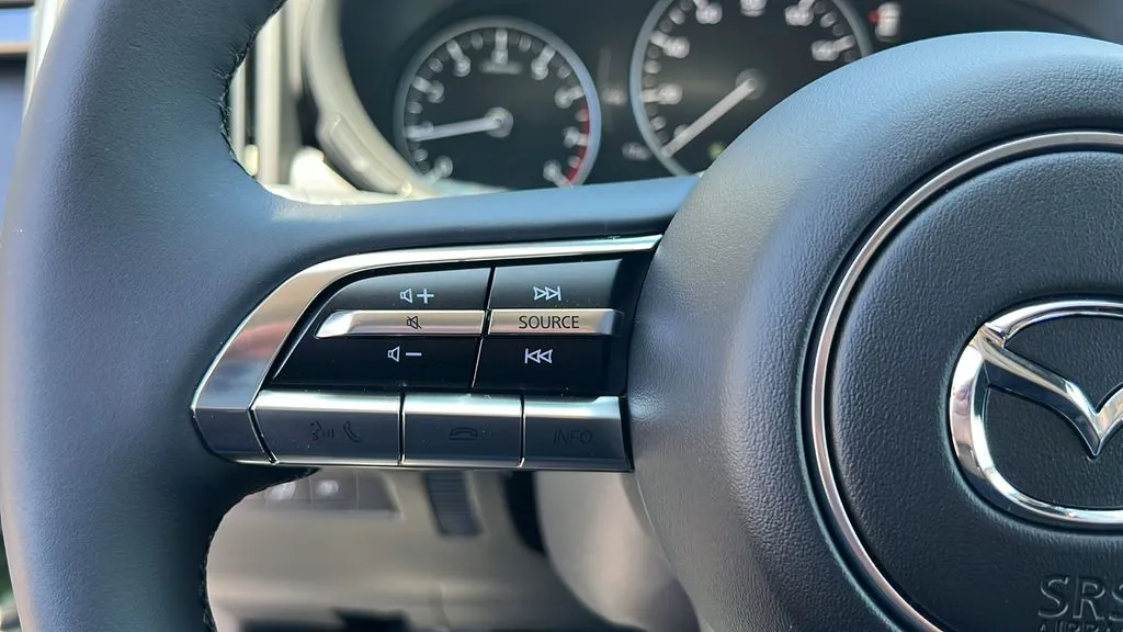 Mazda CX-50 photo 21