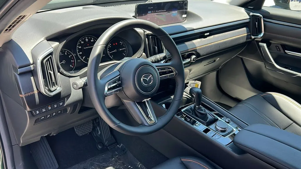 Mazda CX-50 photo 12