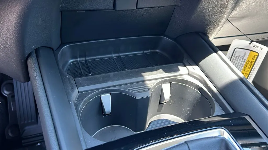 Mazda CX-50 photo 18