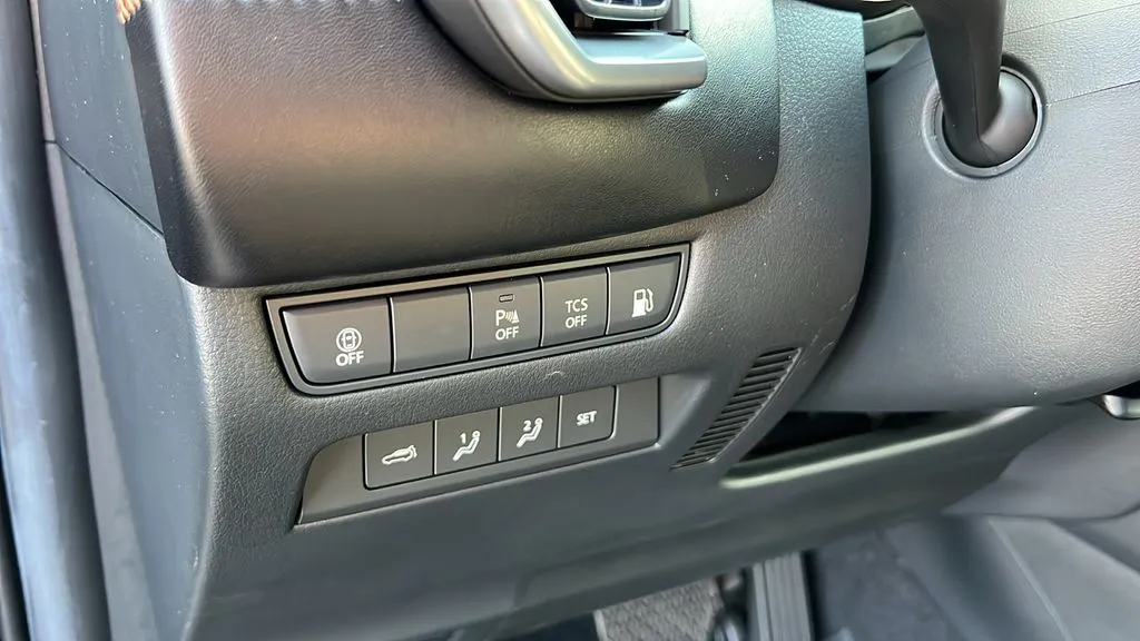 Mazda CX-50 photo 15