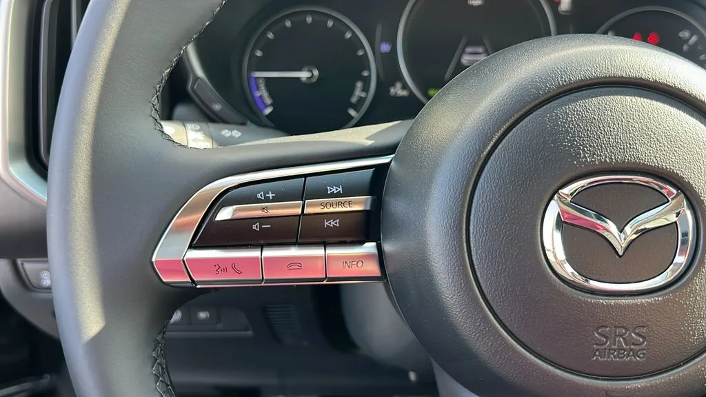 Mazda CX-50 photo 22