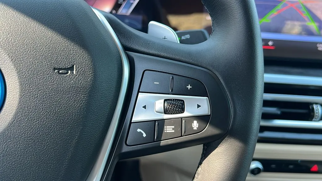 BMW 3 Series photo 20