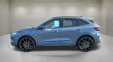 More photos of 2024 Ford Escape Hybrid ST-Line at Fiesta Ford, Inc., CA