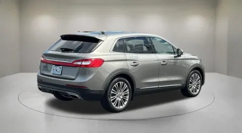 More photos of 2016 Lincoln MKX Reserve at Fiesta Ford, Inc., CA