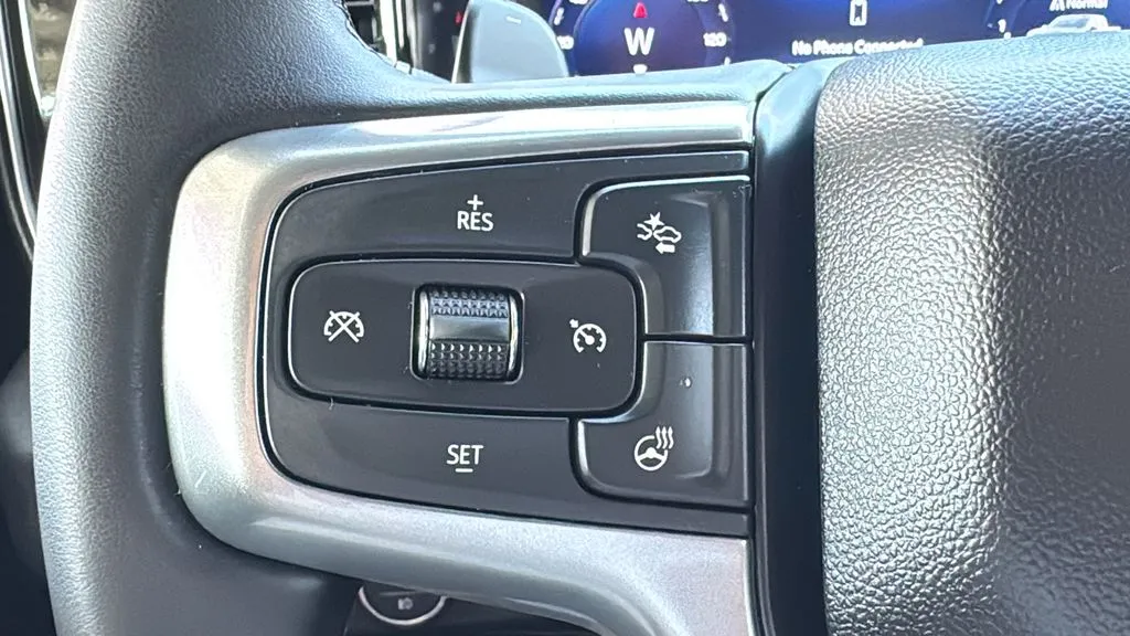 Chevrolet Silverado photo 13