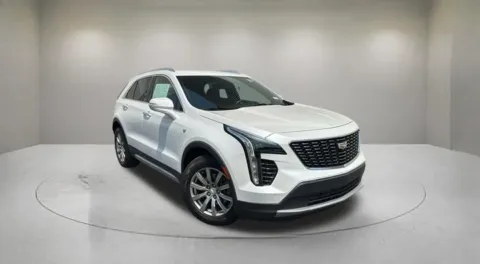 White 2022 Cadillac XT4 Premium Luxury for sale in Indio, CA