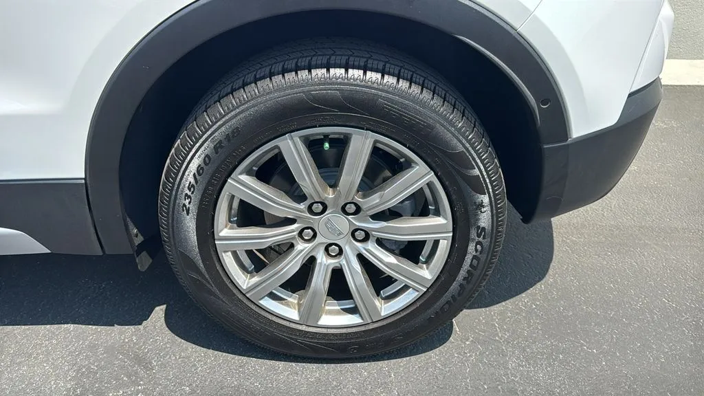 Cadillac XT4 photo 8