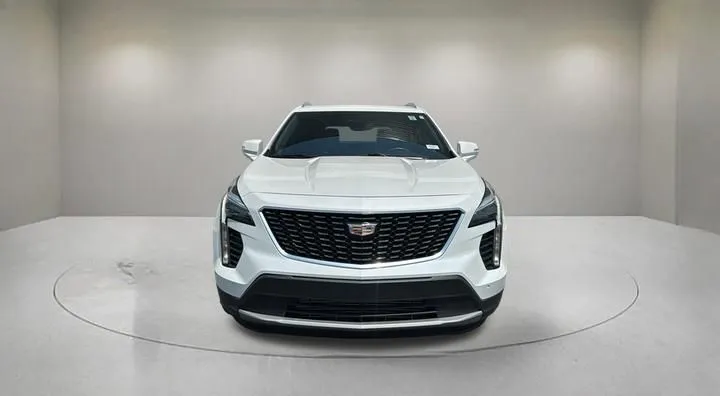 Cadillac XT4 photo 2