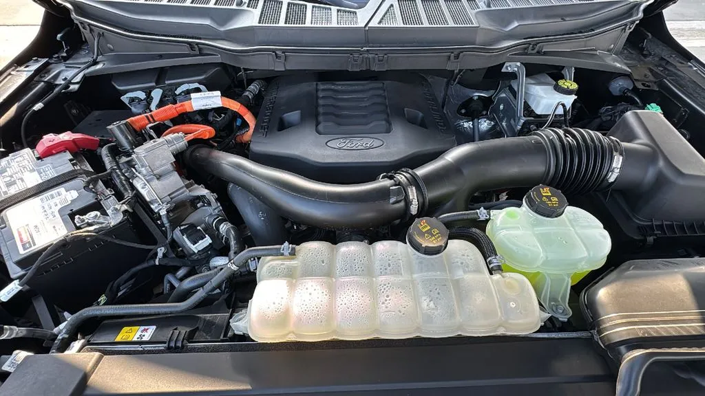Ford F-150 photo 28