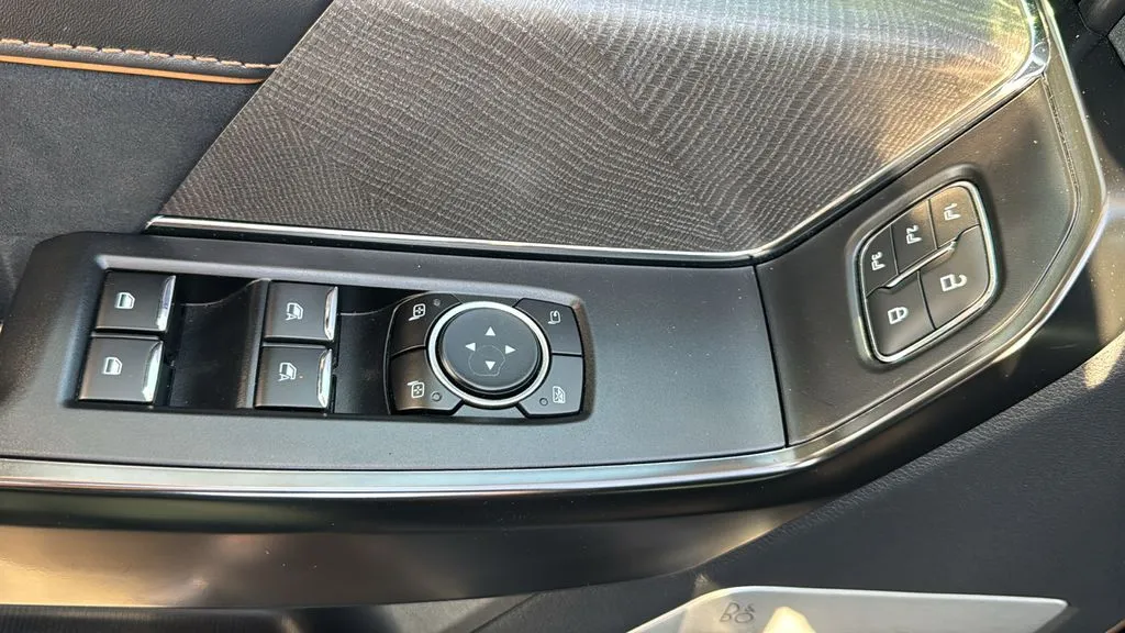 Ford F-150 photo 22