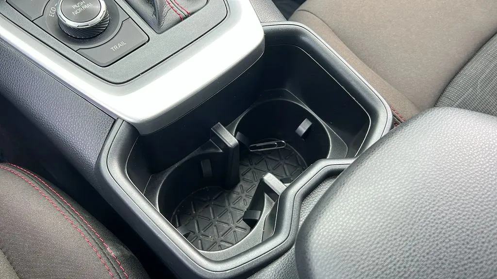 Toyota RAV4 photo 15