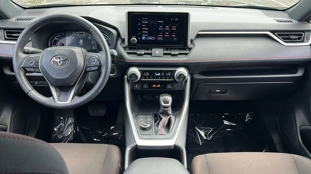 Toyota RAV4 photo 9