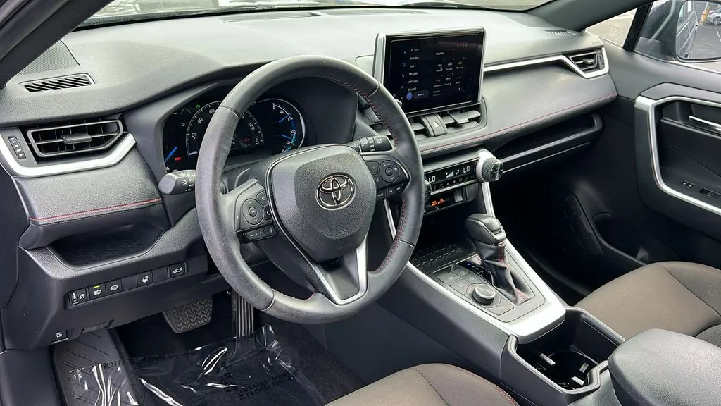 Toyota RAV4 photo 12
