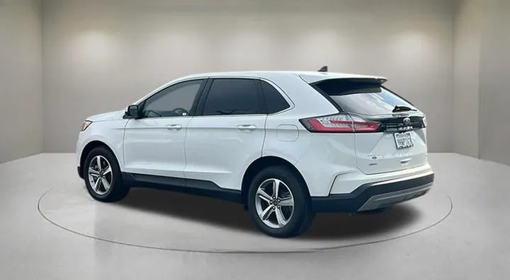 Ford Edge photo 4