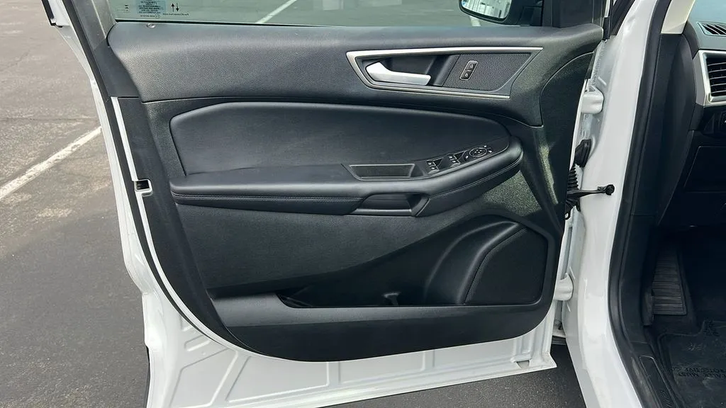Ford Edge photo 13