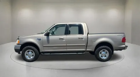 More photos of 2001 Ford F-150 at Fiesta Ford, Inc., CA