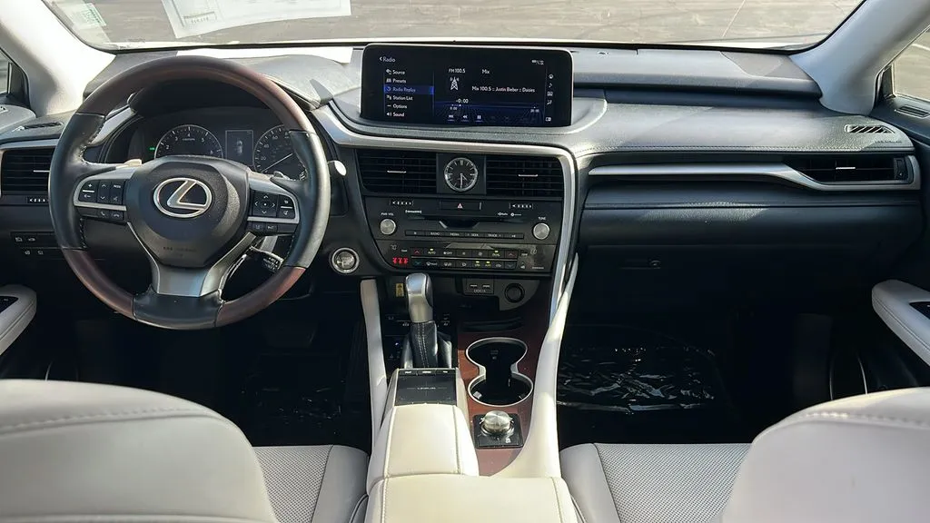 Lexus RX photo 9