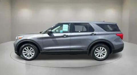More photos of 2021 Ford Explorer at Fiesta Ford, Inc., CA