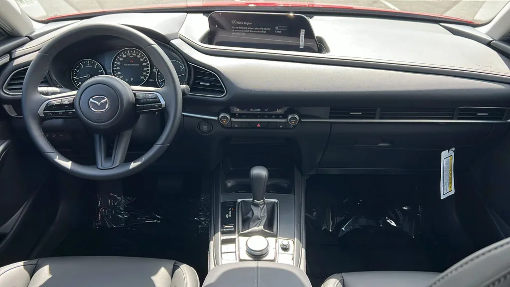 Mazda CX-30 photo 8