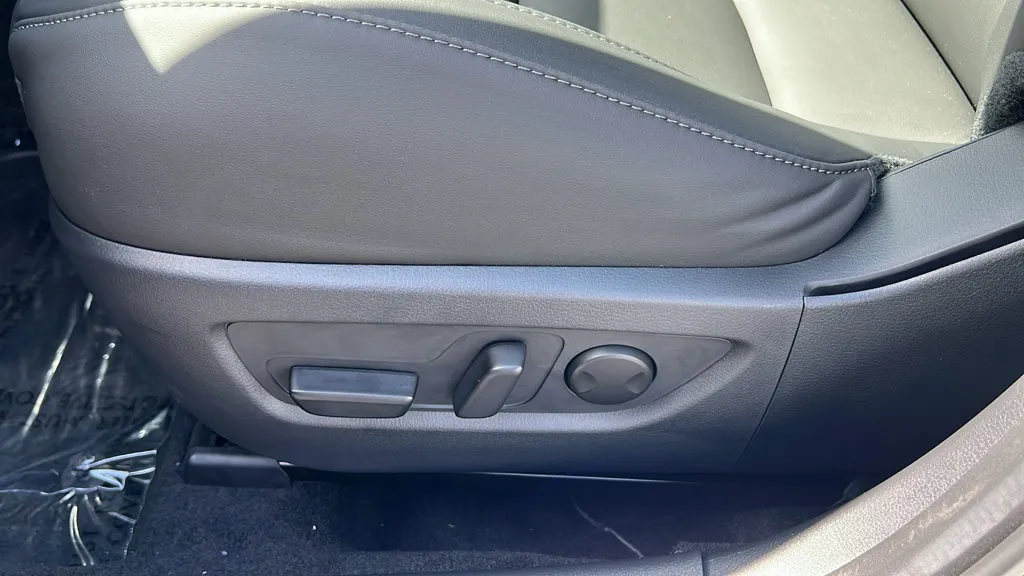 Mazda CX-30 photo 17