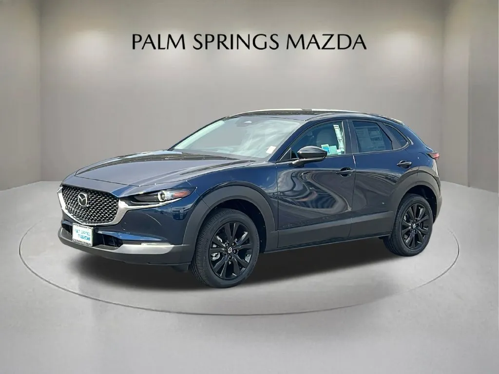Mazda CX-30 photo 2