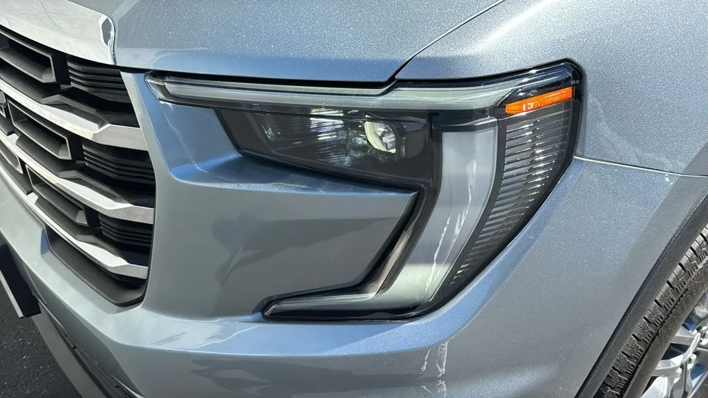 GMC Acadia photo 6